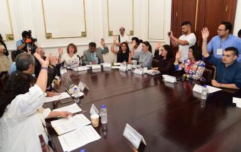 Aprueban en comisiones tres dictámenes en favor de igualdad de género