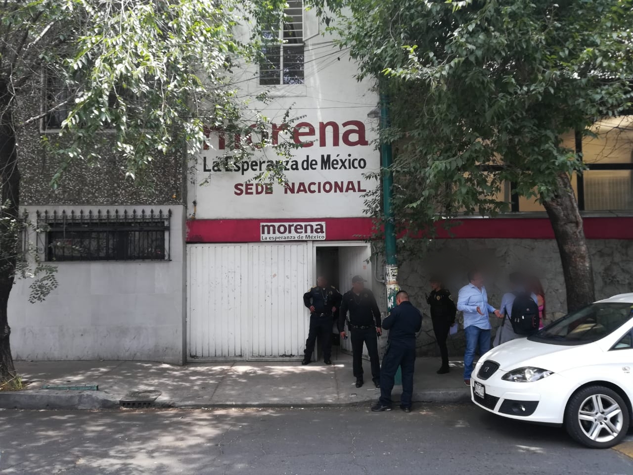 SSC atienden reporte de una presunta amenaza de bomba en edificio sede del Partido MORENA