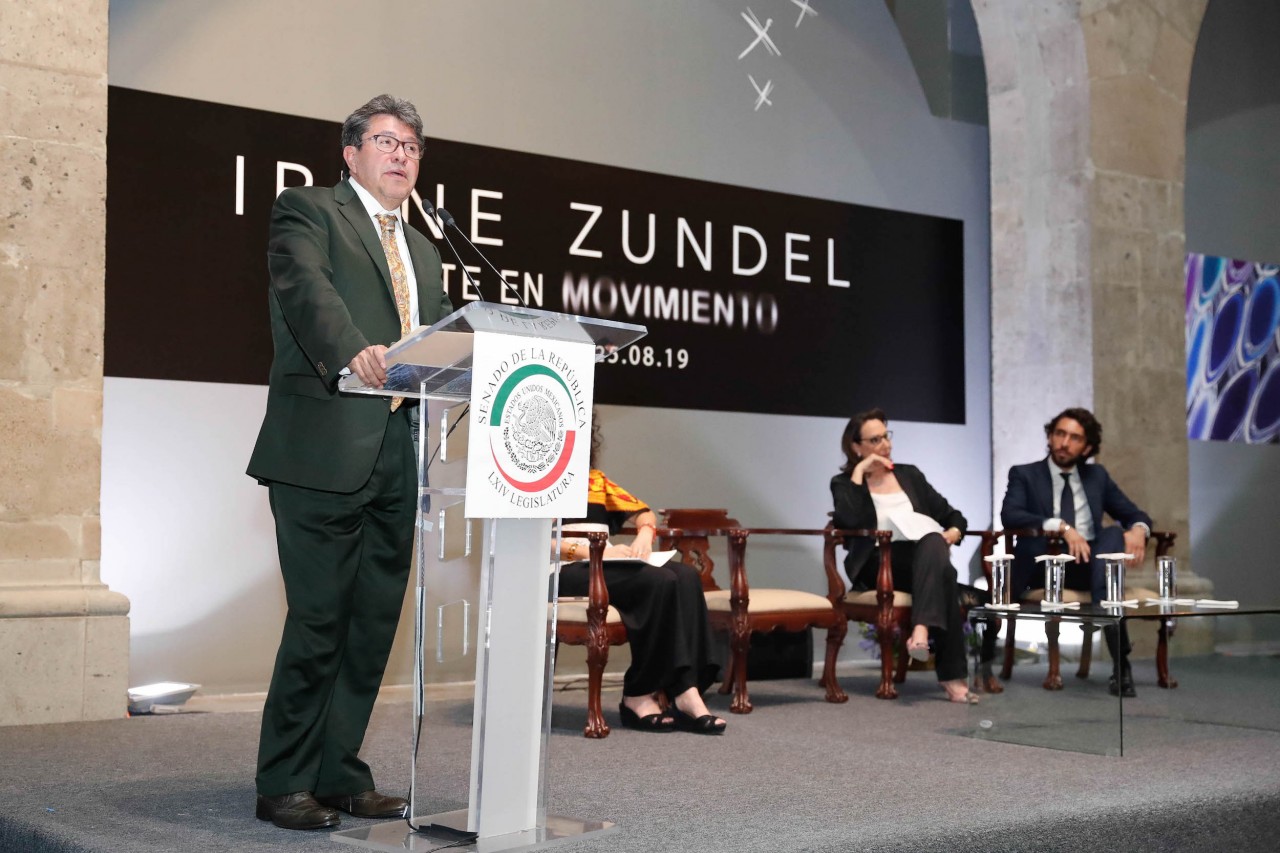 Inauguran Mente en Movimiento de Irene Zundel en antiguo Senado