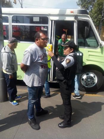 SSC realiza pruebas de alcoholemia a conductores del transporte público de la Ruta 49