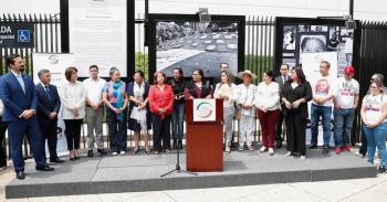 Inauguran la exposición fotográfica Memorial a 10 años del incendio de la Guardería ABC
