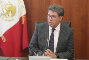 Llama Monreal a no regatear ni escatimar respaldo al Presidente