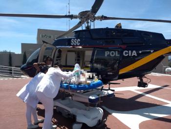 Cóndor de la SSC apoya en traslado de Hospital a Hospital de una Joven por Intoxicación