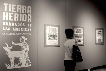 Exposición de grabados sobre explotación minera en América
