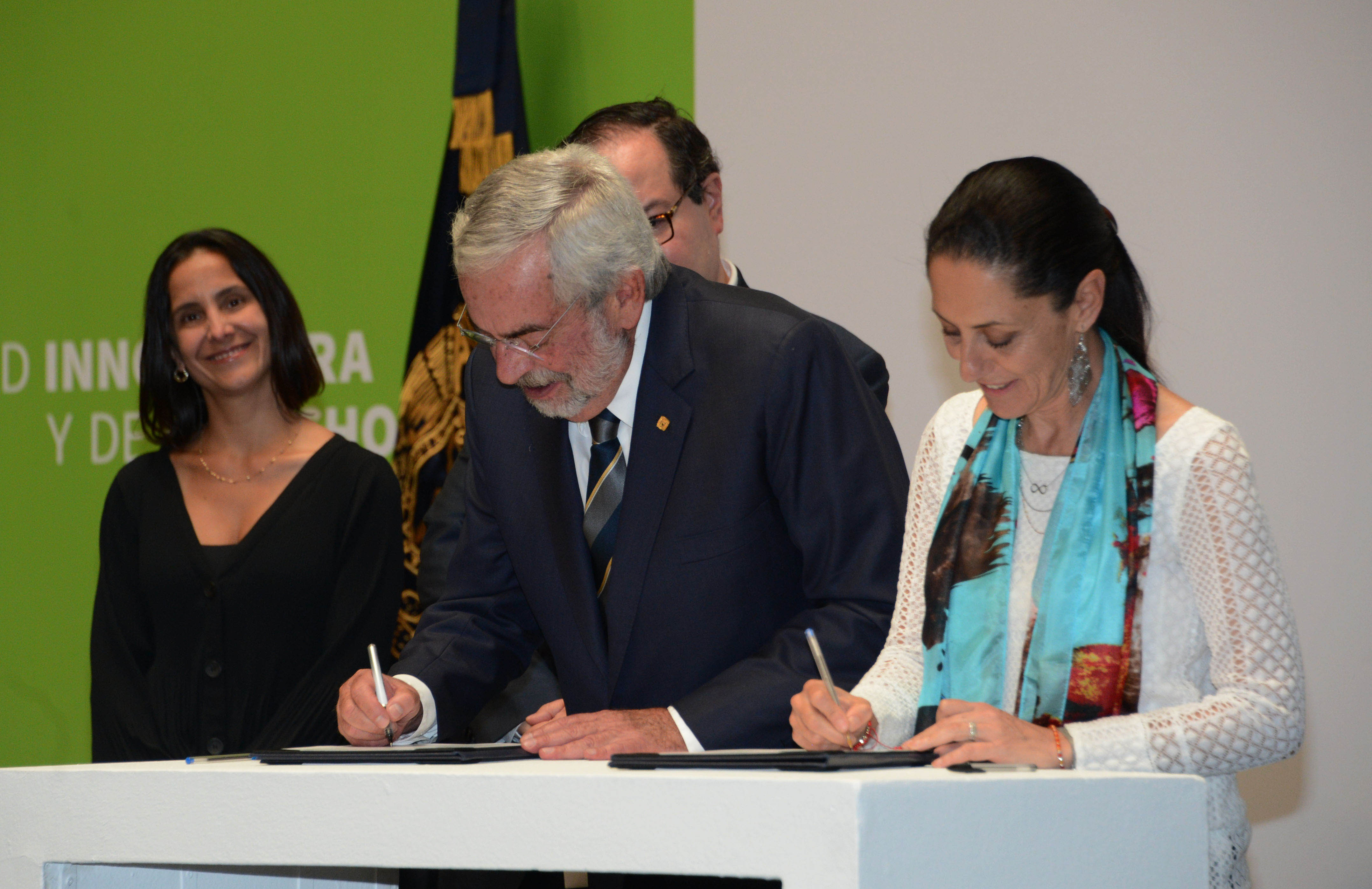 Firman Gobierno Capitalino y UNAM Convenio de Colaboración