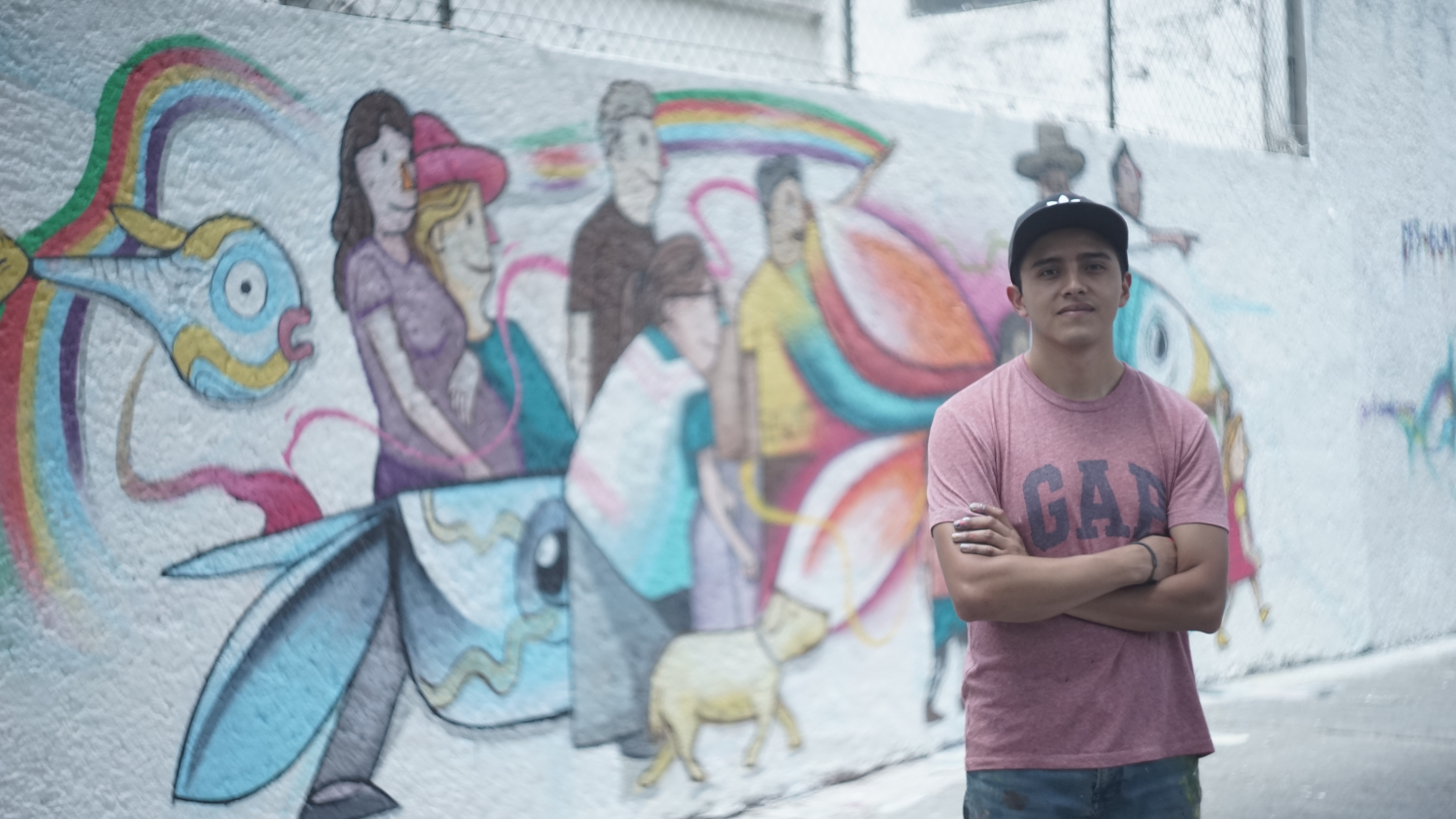 Plasman jóvenes en grafitis inclusión social