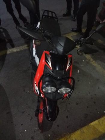 Policía de la PBI de la SSC recuperan una Motoneta y detienen a una persona implicada con encubrimiento por receptación