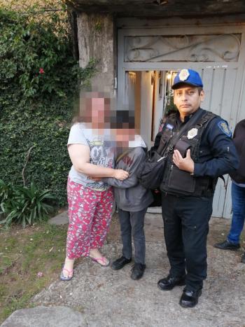 Policías Auxiliares de la SSC auxilian a menor de edad que se encontraba divagando en calles de la Alcaldía Magdalena Contreras