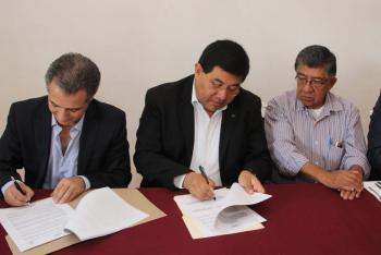 Alcalde Xochimilca exhorta a habitantes a convertirse en Microempresarios Turísticos