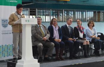 Adrián Rubalcava y Claudia Sheinbaum entregan Programas: Mejor Escuela, Útiles y Uniformes Escolares 2019 a Secundaria No. 48 de Cuajimalpa