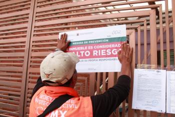 Notificó Alcaldía Iztapalapa a Habitantes de 45 Viviendas del Cerro del Peñón que deben Evacuar por estar en Alto Riesgo