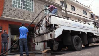 Más de 5 Millones de Litros de Agua ha repartido la Alcaldía Iztapalapa por suspensión derivada de sustitución de tubería