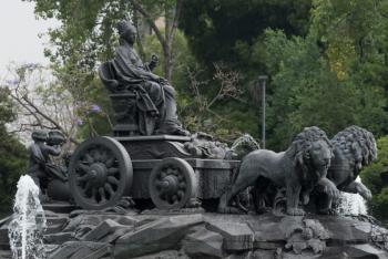 Alcaldía Cuauhtémoc da mantenimiento a monumentos históricos y culturales