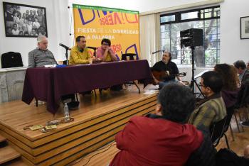 DiVerso, espacio que abordó la identidad nacional y el exilio