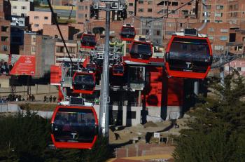 Firman Convenio de Colaboración el Órgano Regulador de Transporte y la Empresa Nacional Mi Teleférico de Bolivia