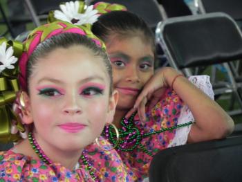 Concluye con éxito, el 17 Encuentro de Grupos de Danza Regional de la Comunidad