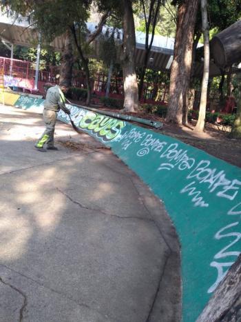 Embellecen espacios públicos en Alcaldía Cuauhtémoc