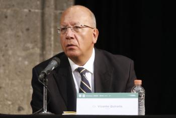 La República nunca dejó de existir en suelo mexicano: Vicente Quirarte