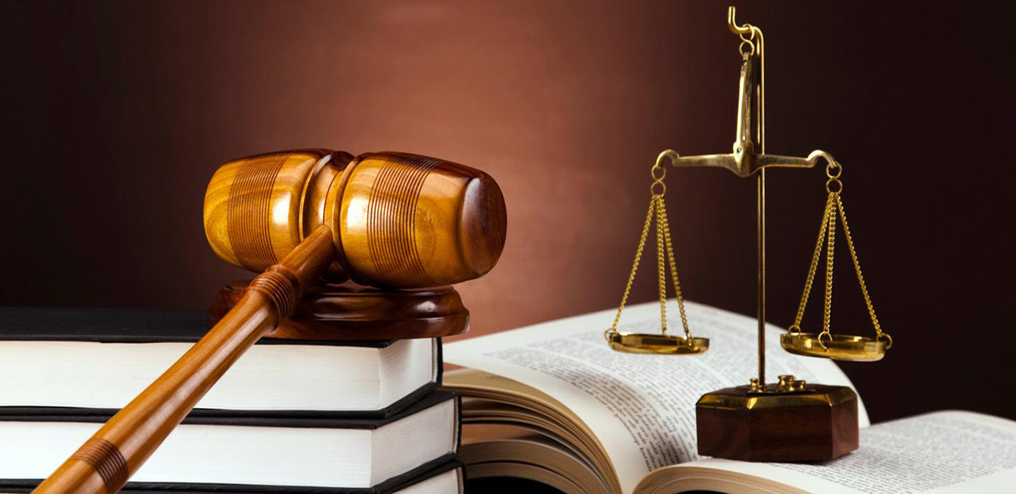 La labor de los abogados en el gobierno da certeza jurídica a los ciudadanos: Armando Quintero