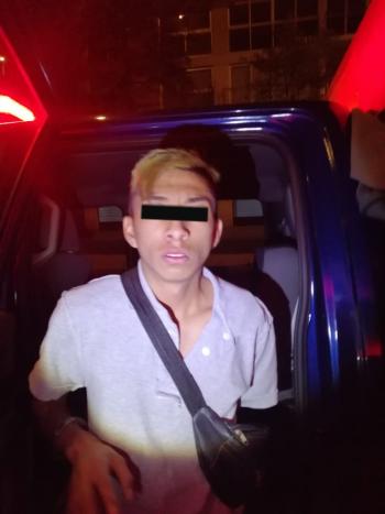Policías de la SSC detienen a dos presuntos responsables de robo a transeúnte en Benito Juárez