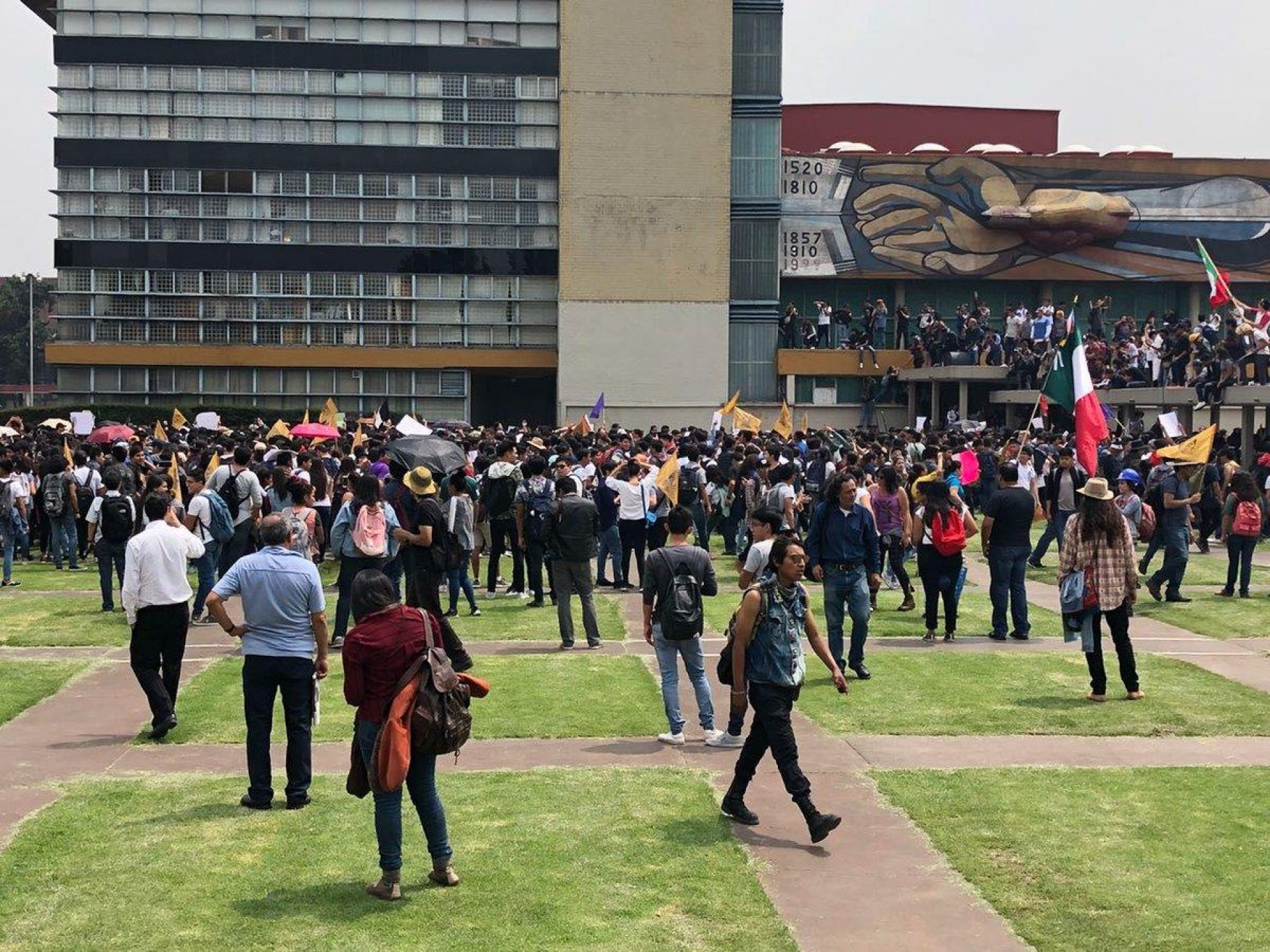 Reanuda actividades la UNAM