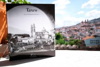 INAH presenta libro dedicado a la Zona de Monumentos Históricos de Taxco