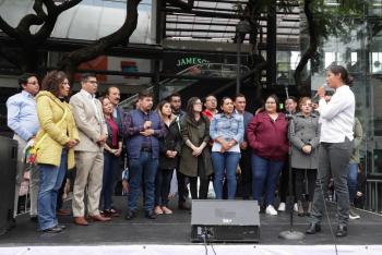 Corresponde a los jóvenes participar en la reconstrucción del país