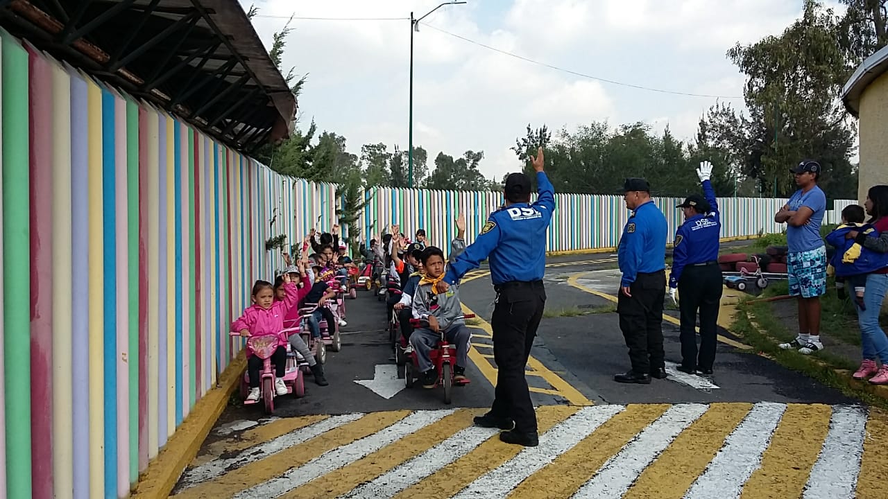 Niños y Niñas del Curso de Verano de la SSC visitan Campo Vial Cuitláhuac y reciben Educación Vial