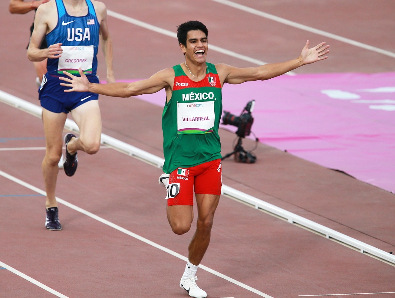Oro para José Carlos Villarreal en los mil 500 metros de Lima 2019