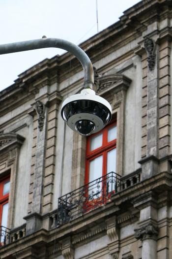 Gobierno CDMX inicia instalación de 18 mil 500 cámaras con visión 360 para brindar mayor seguridad