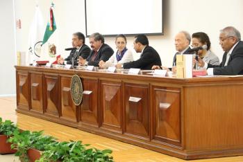 Asistencia a la Presentación del Código Nacional de Procedimientos Penales Comentado por Impartidores de Justicia