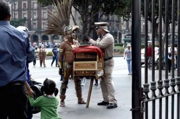 Documenta INAH la voz y las historias de los chilangos