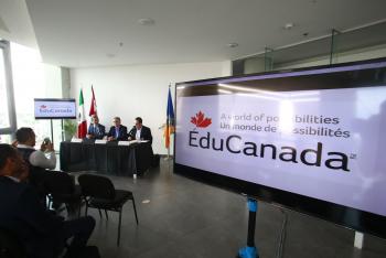 Firman acuerdo SICYT y Languages Canada para otorgar Becas de idiomas
