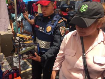 Mediante operativo Tianguis Seguro, la Alcaldía Álvaro Obregón inhibe el robo a celular e incautación de armas