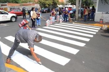 Mejoran entorno de la colonia Tránsito para hacer los caminos más seguros
