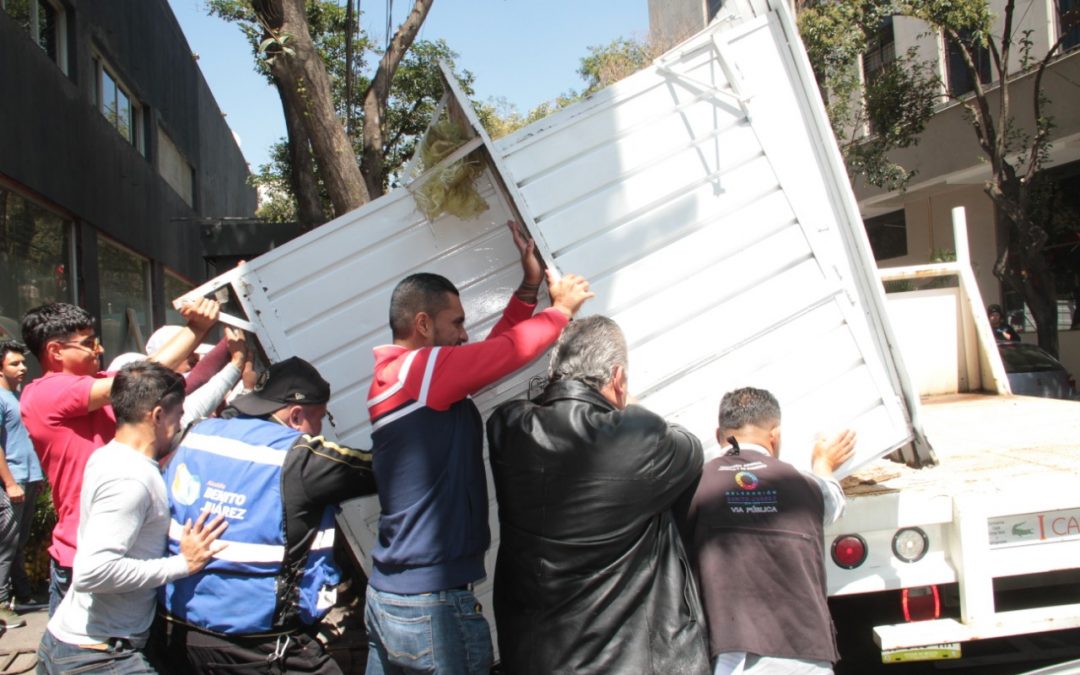 Realiza Alcaldía Benito Juárez operativo para ordenar y recuperar espacios públicos en Nápoles y Extremadura Insurgentes