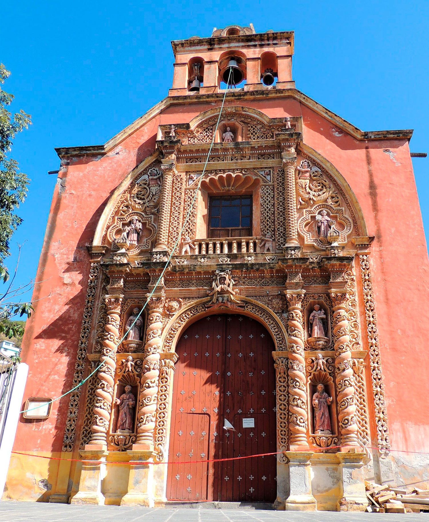 Al 80 por ciento, la restauración de la Capilla de la Tercera Orden de San Francisco, en Atlixco, Puebla