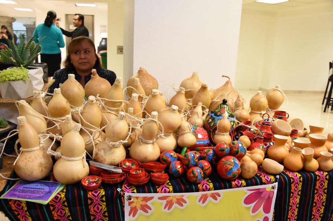 El Congreso CDMX abre sus puertas a productos artesanales de los estados