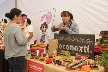 En la Segunda Feria del Maíz, público y productores piden defender riqueza cultural y gastronómica del grano