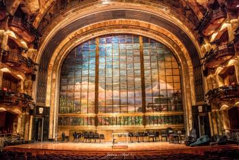 El telón de cristal del Palacio de Bellas Artes, joya única en el mundo