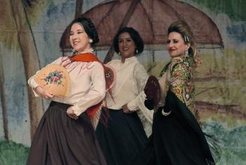 Tandas y tundas, con dirección de Arturo Beristain, revive el teatro de revista en el Centro Cultural del Bosque