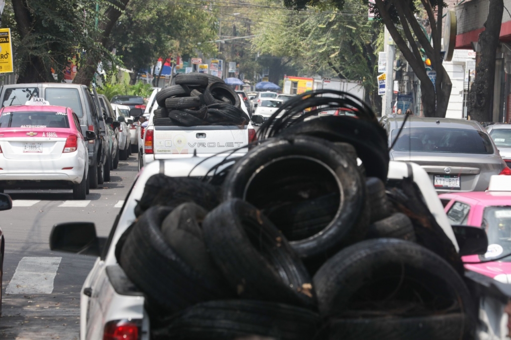 Atiende Cuauhtémoc denuncia ciudadana para retirar neumáticos de Santa Ma. La Ribera