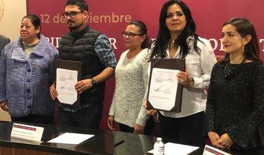 Firman Fonhapo y Comisión de Vivienda de Chihuahua convenio de cesión de derechos 