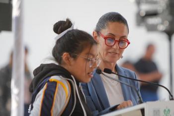 Promueve gobierno capitalino el desarrollo de la imaginación entre estudiantes de secundaria con "Lunes por la Educación para la Paz"