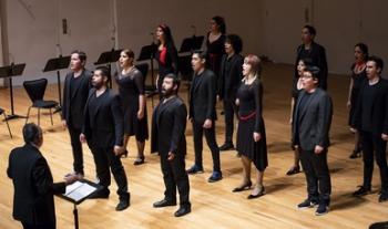 El Ensamble Escénico Vocal interpretará obras de Jorge Córdoba que aluden al lado espiritual y profano del humano