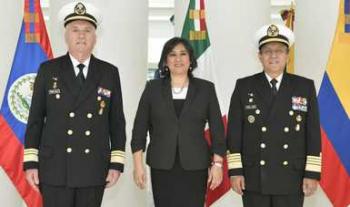 Expone la secretaria Irma Eréndira Sandoval ante estudiantes de la Semar estrategia anticorrupción del Gobierno de México