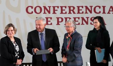 Presidente López Obrador firma Acuerdo por la Igualdad entre Mujeres y Hombres