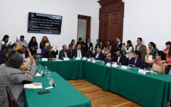 Proponen en el Congreso de la CDMX aumentar a nivel federal la licencia de paternidad a 45 días