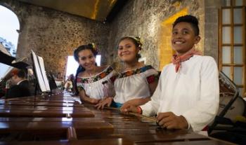 Niñas y niños de Centla, Tabasco, llevarán el sonido de la marimba tradicional a Rusia