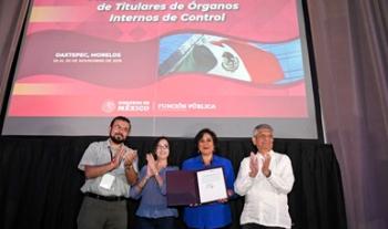 Con la exigencia de acabar con la corrupción, la secretaria Sandoval Ballesteros clausura el Primer Encuentro Nacional de OIC